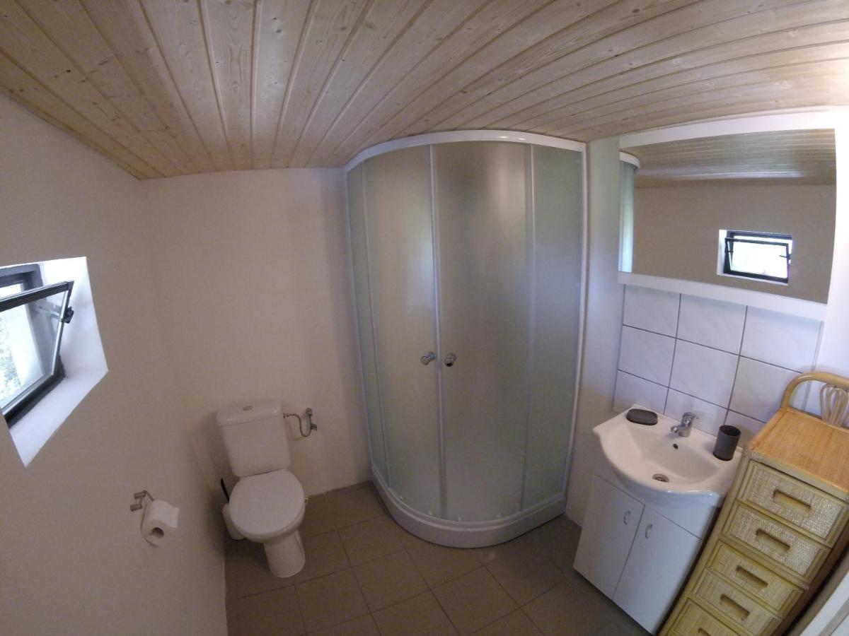 Chata pod hradem Lukov u Zlína Lukov (Zlin) Exterior foto